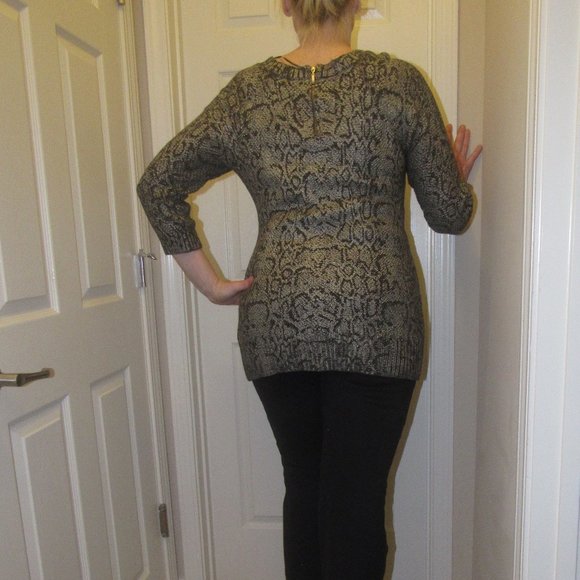 INC International Concepts Metallic Snake-Print Tunic Sweater ~ Size L - Picture 8 of 13